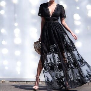 Lace black maxi dress - Sz Small